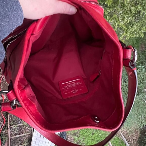 COACH Edie 31 Women's Tan/Red Shoulder Bag with Silver Hardware AUTHENTIC - Picture 5 of 8